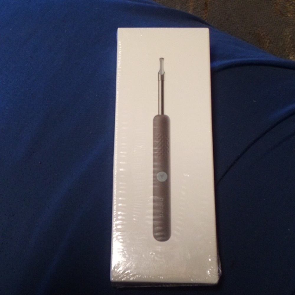 Smart visual ear cleaner
